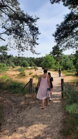 Wandelen in de duinen aan Robur